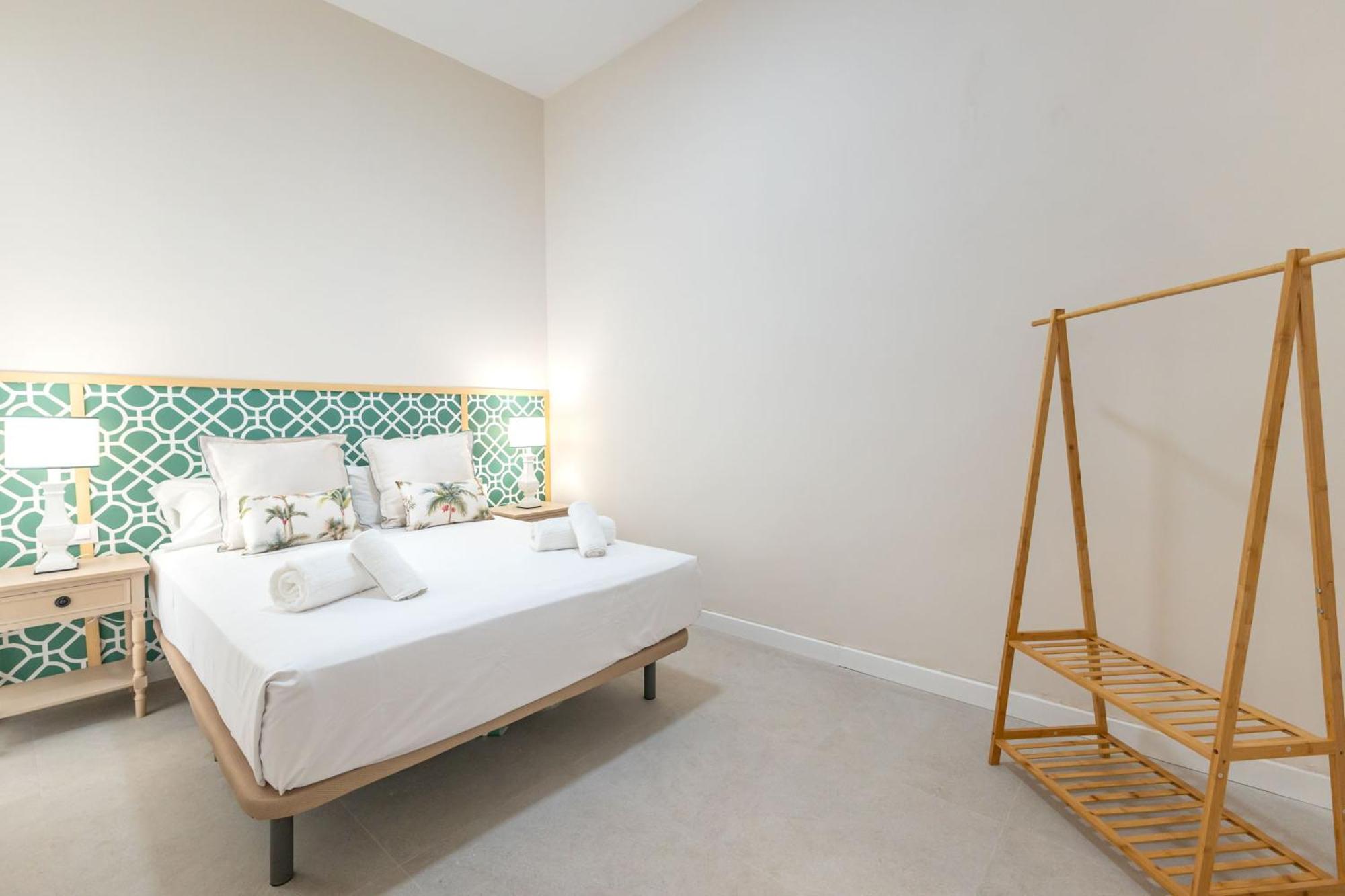 Rt41 Triana Deluxe Apartment Севиля Стая снимка