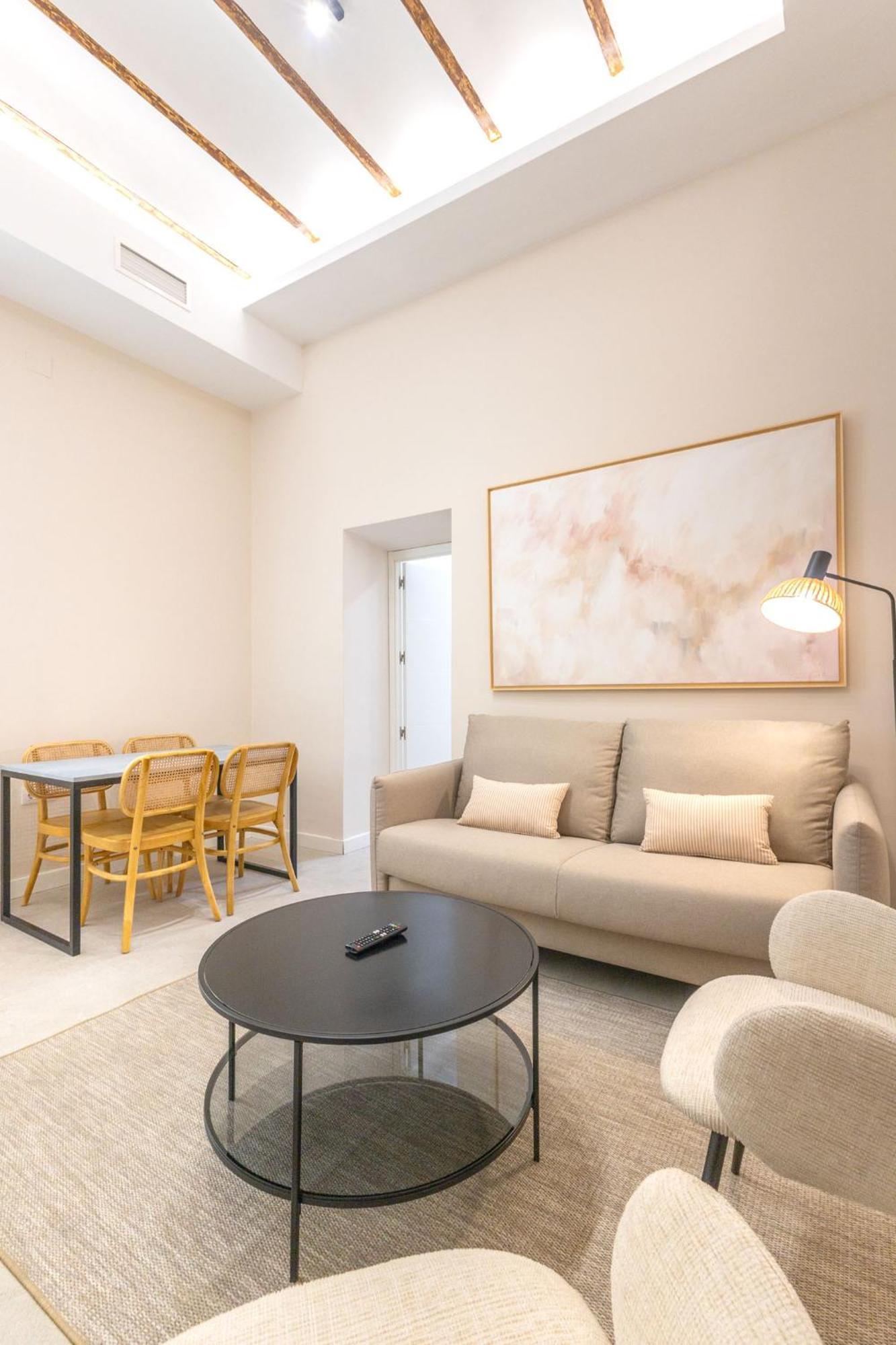 Rt41 Triana Deluxe Apartment Севиля Стая снимка