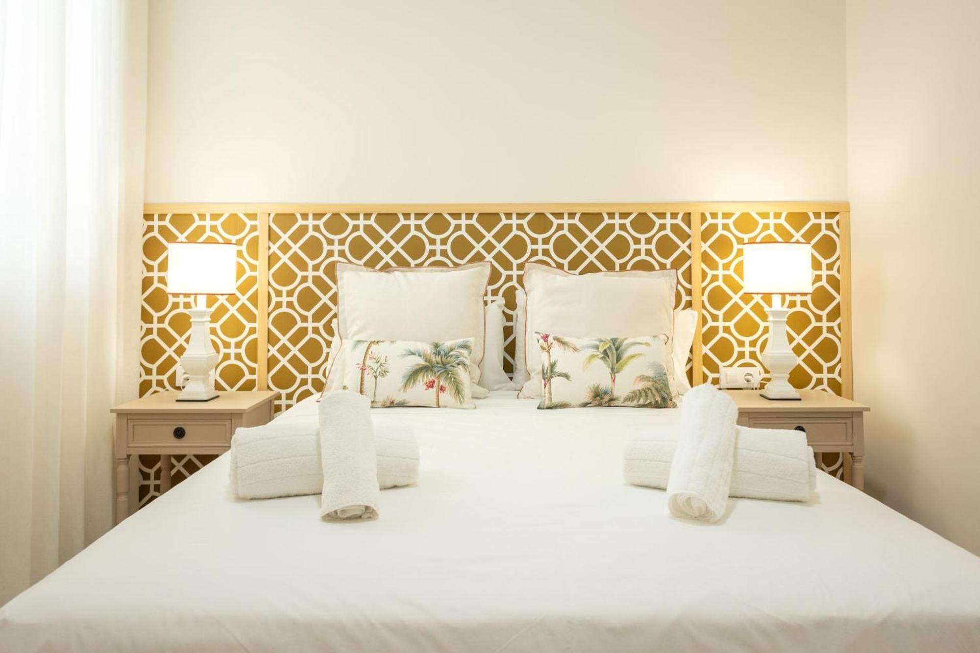 Rt41 Triana Deluxe Apartment Севиля Екстериор снимка