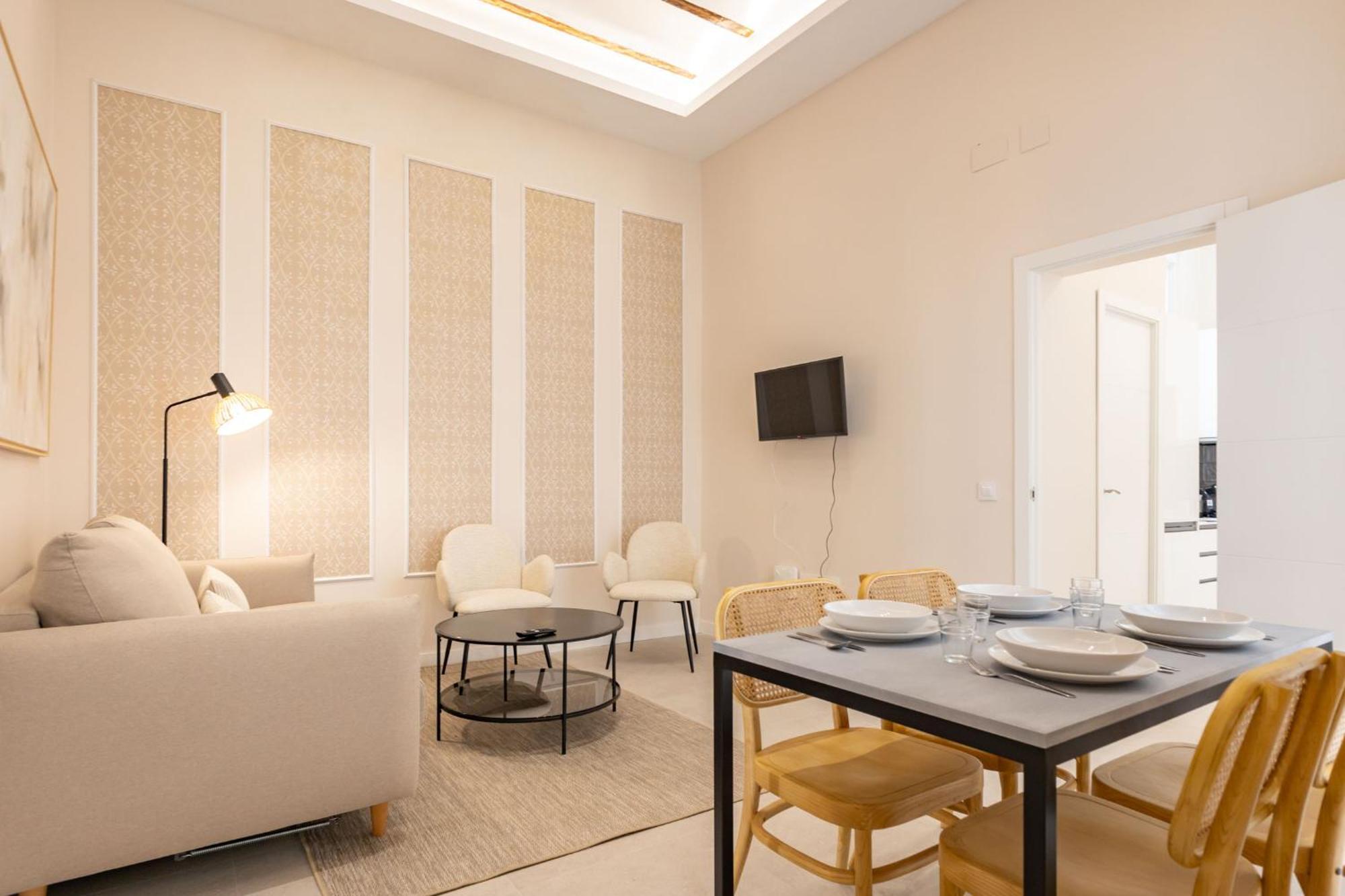 Rt41 Triana Deluxe Apartment Севиля Екстериор снимка
